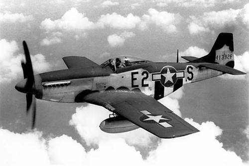 P-51 Mustang at WWII P-51s
